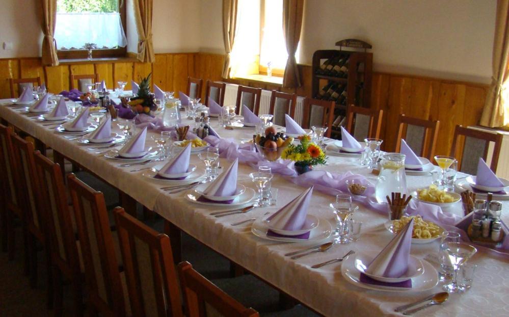Penzion A Restaurace U Maryny Bocanovice エクステリア 写真